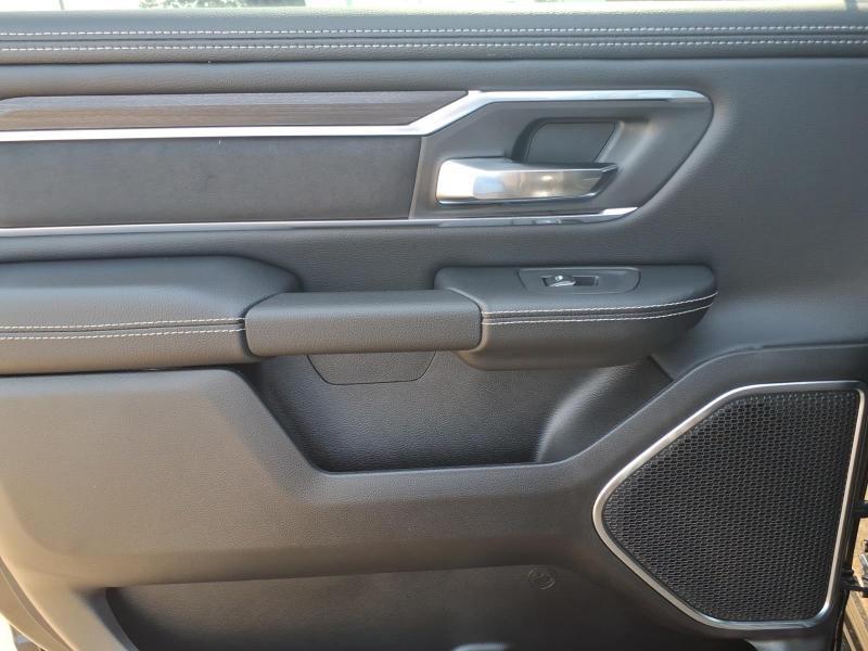 RAM 1500 Laramie Crew Cab SWB 4WD 2026