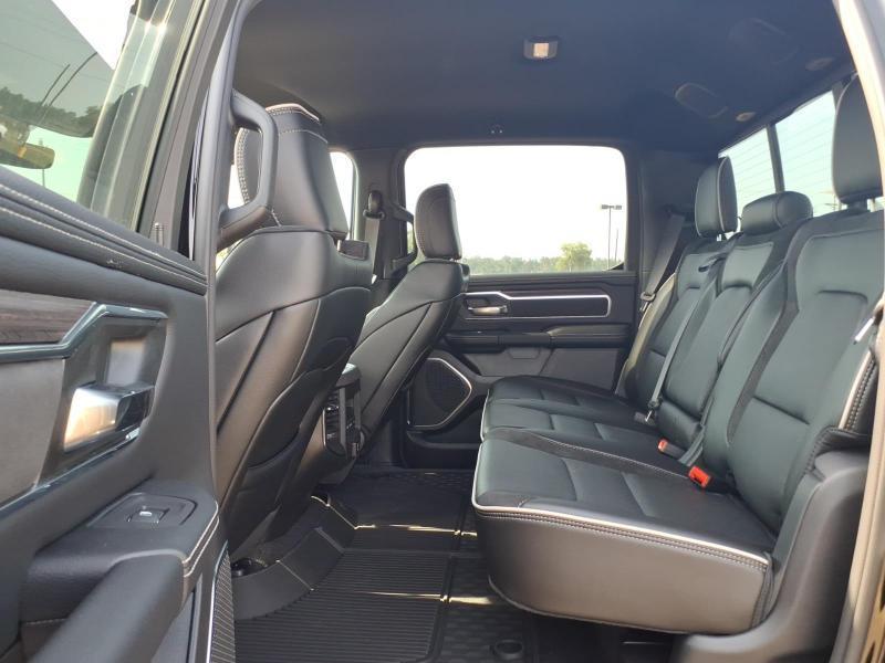 RAM 1500 Laramie Crew Cab SWB 4WD 2026