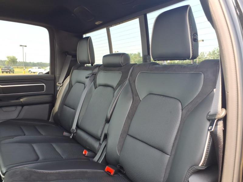 RAM 1500 Laramie Crew Cab SWB 4WD 2026