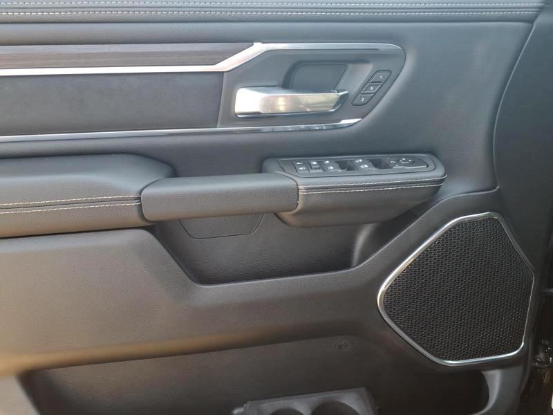 RAM 1500 Laramie Crew Cab SWB 4WD 2026