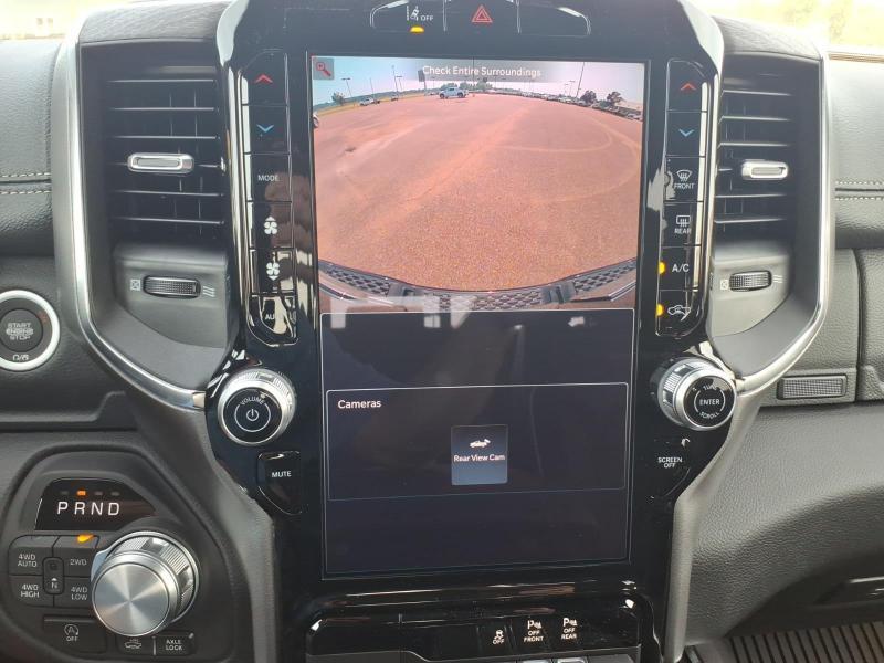 RAM 1500 Laramie Crew Cab SWB 4WD 2026