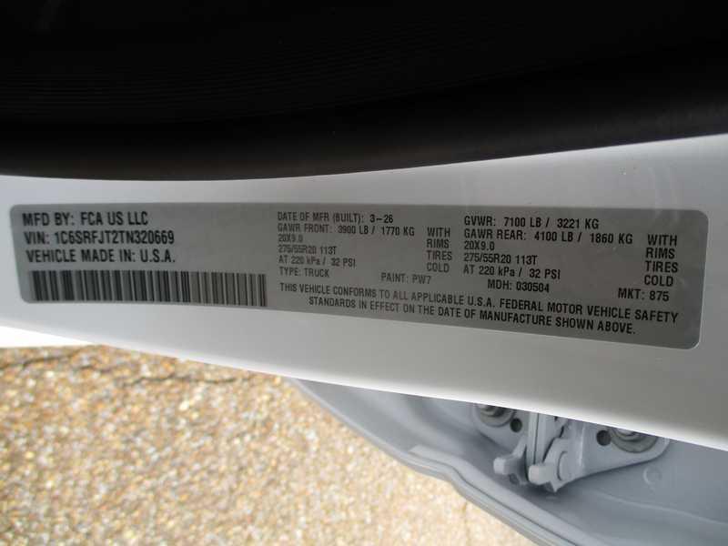 RAM 1500 Laramie Crew Cab SWB 4WD 2026