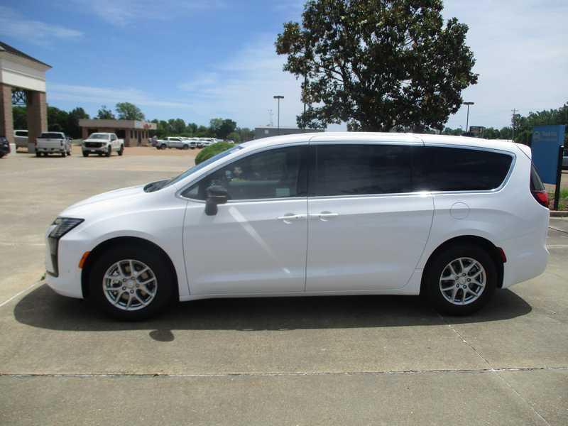 Chrysler Pacifica Select 2027