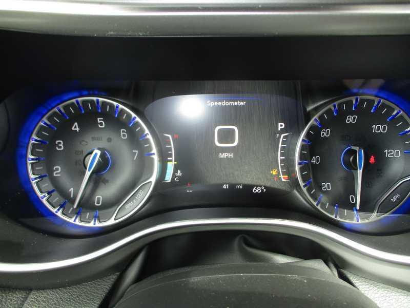 Chrysler Pacifica Select 2027