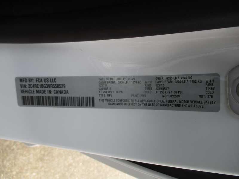 Chrysler Pacifica Select 2027