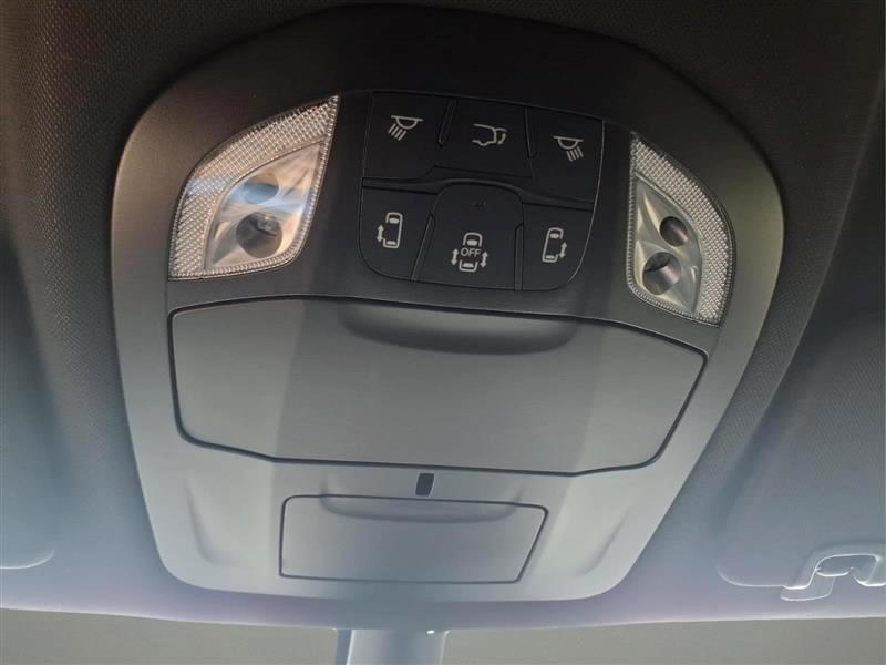 Chrysler Pacifica Select 2027
