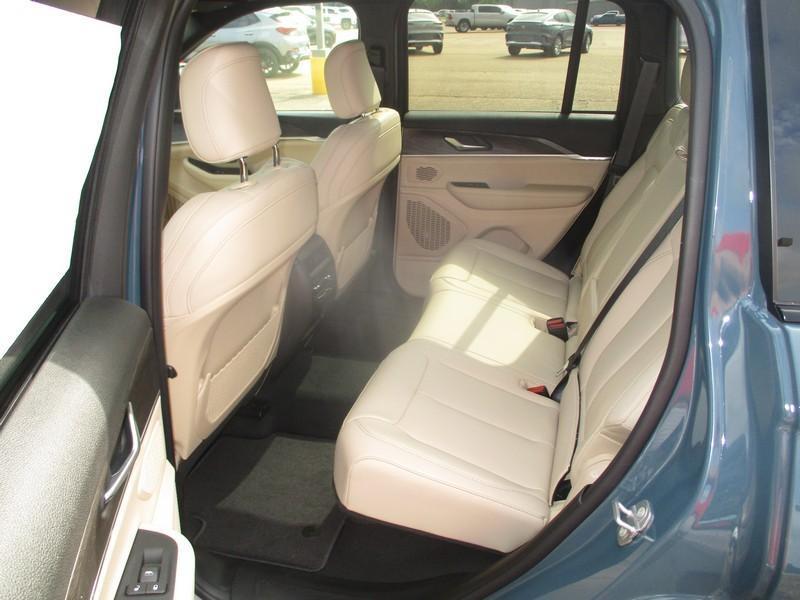 Jeep Grand Cherokee Limited 2WD 2026