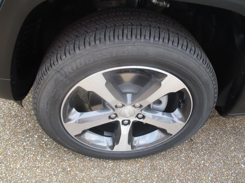 Jeep Grand Cherokee Limited 2WD 2026