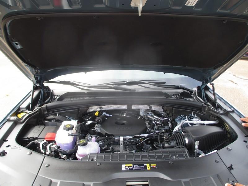 Jeep Grand Cherokee Limited 2WD 2026
