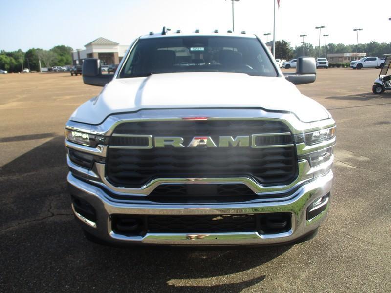 RAM 2500 Tradesman Crew Cab LWB 2WD 2026