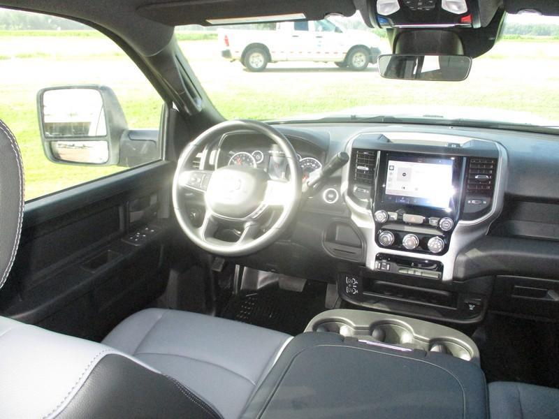 RAM 2500 Tradesman Crew Cab LWB 2WD 2026