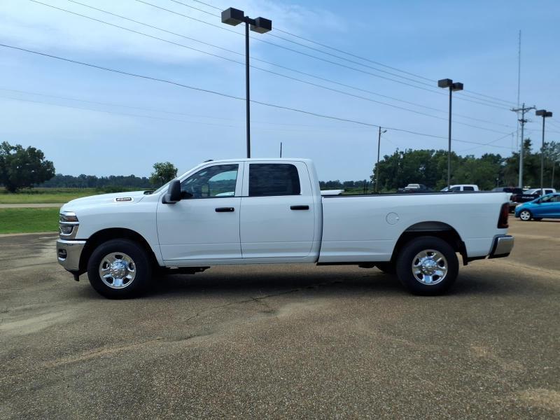RAM 2500 Tradesman Crew Cab LWB 2WD 2026