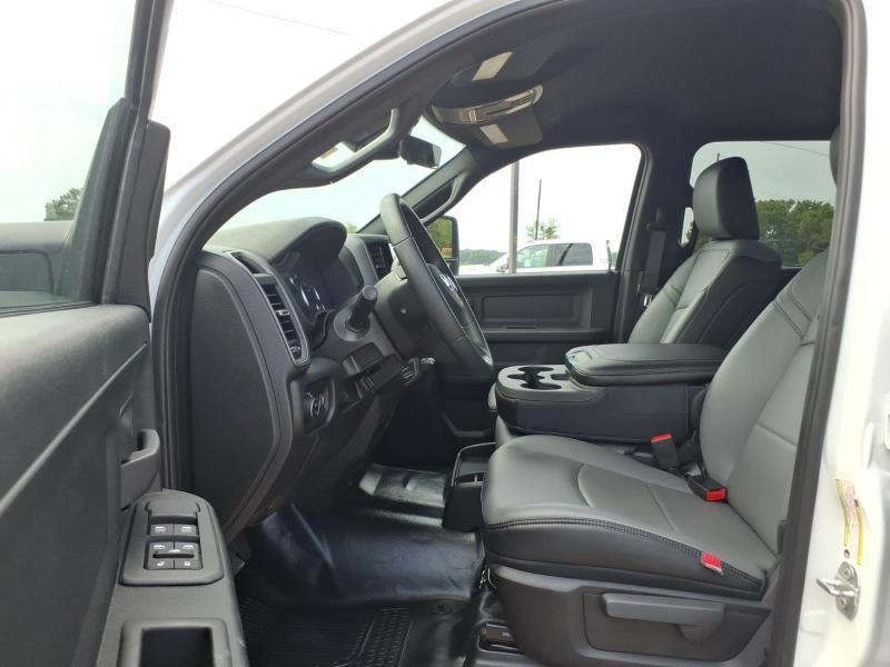RAM 2500 Tradesman Crew Cab LWB 2WD 2026
