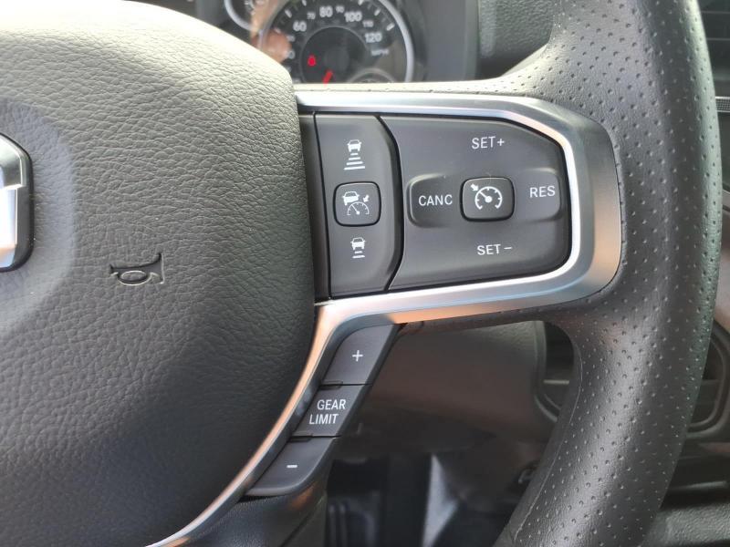 RAM 2500 Tradesman Crew Cab LWB 2WD 2026