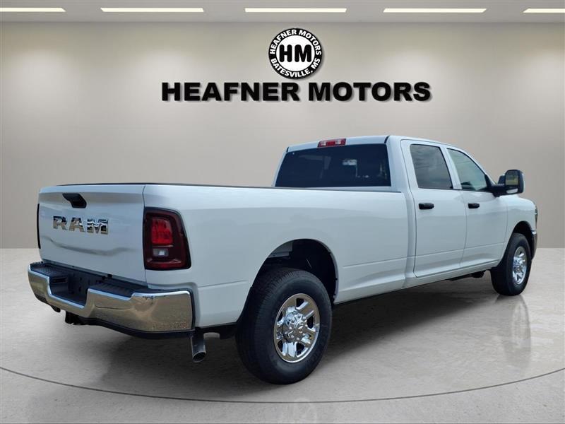 RAM 2500 Tradesman Crew Cab LWB 2WD 2026
