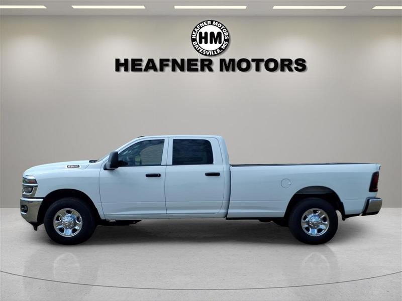 RAM 2500 Tradesman Crew Cab LWB 2WD 2026