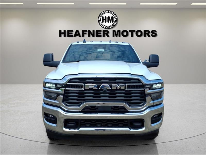 RAM 2500 Tradesman Crew Cab LWB 2WD 2026