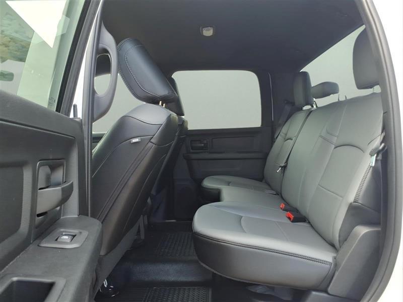 RAM 2500 Tradesman Crew Cab LWB 2WD 2026