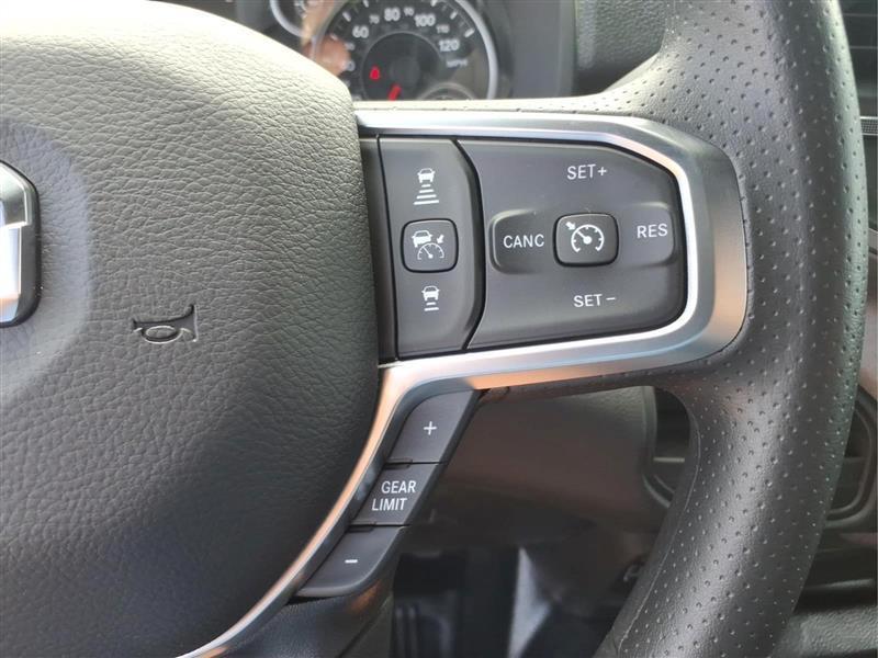 RAM 2500 Tradesman Crew Cab LWB 2WD 2026