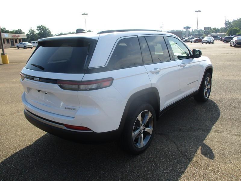 Jeep Grand Cherokee Limited 2WD 2026