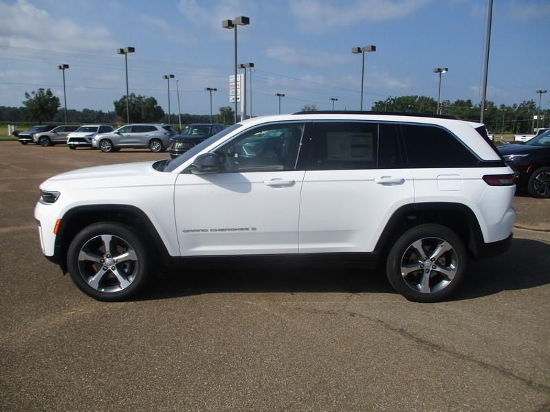 Jeep Grand Cherokee Limited 2WD 2026