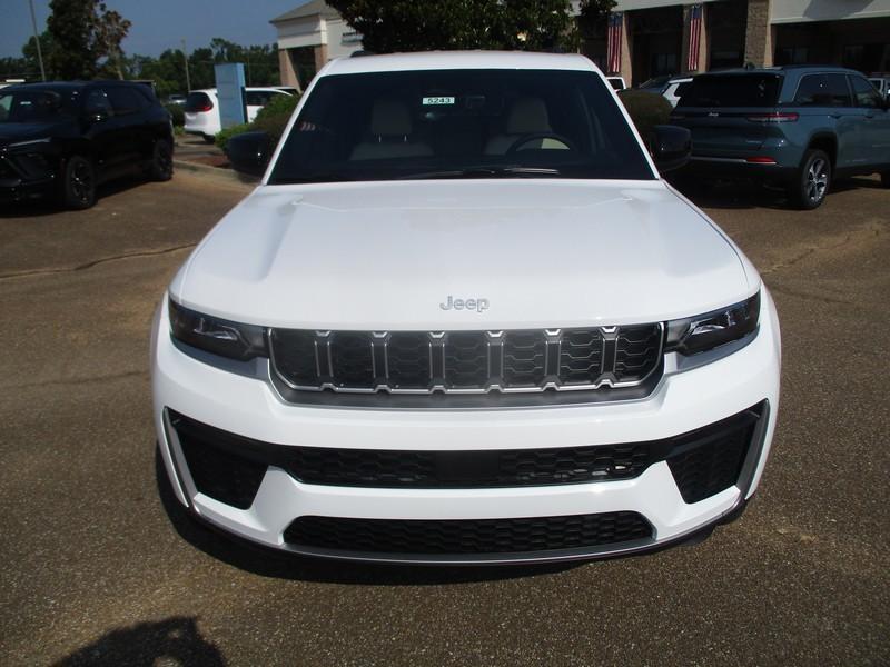 Jeep Grand Cherokee Limited 2WD 2026