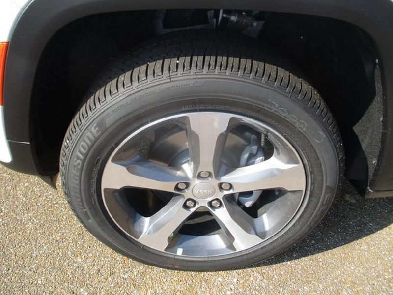 Jeep Grand Cherokee Limited 2WD 2026