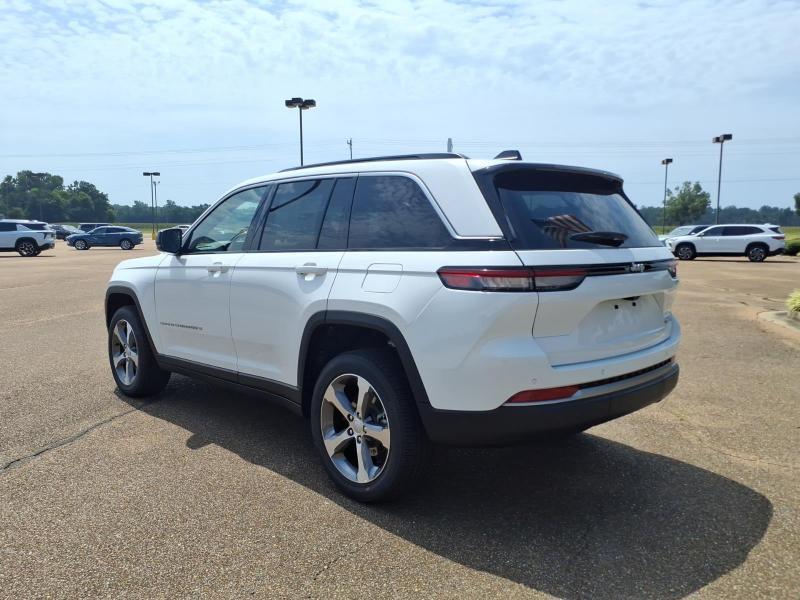 Jeep Grand Cherokee Limited 2WD 2026