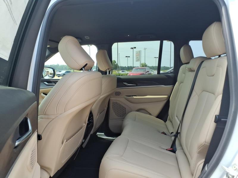 Jeep Grand Cherokee Limited 2WD 2026