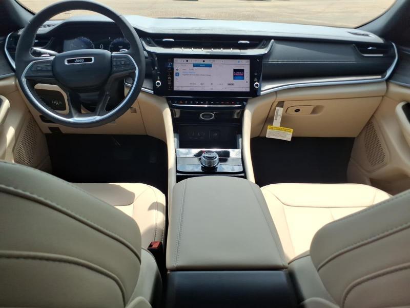 Jeep Grand Cherokee Limited 2WD 2026