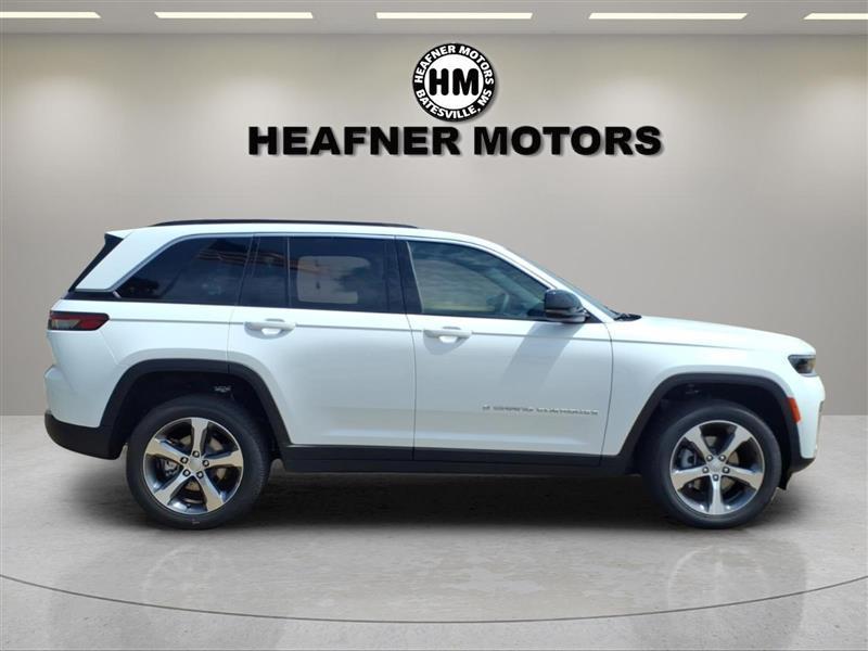 Jeep Grand Cherokee Limited 2WD 2026