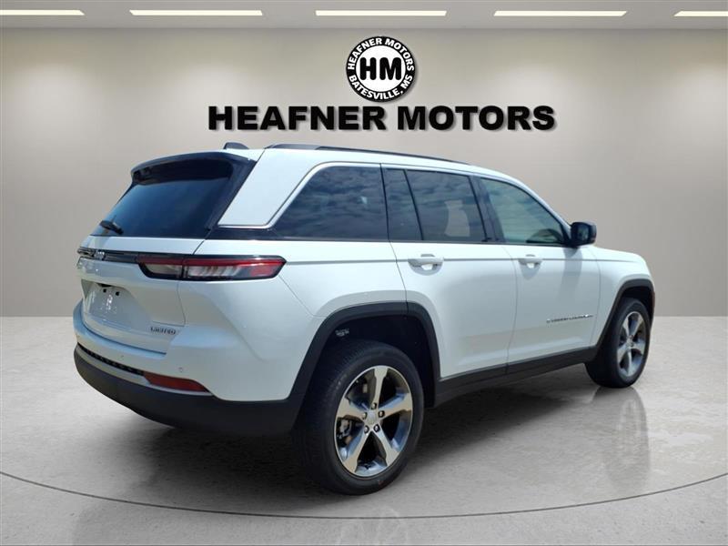 Jeep Grand Cherokee Limited 2WD 2026