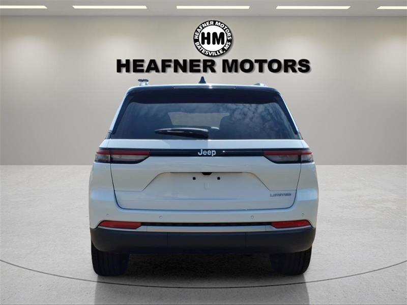 Jeep Grand Cherokee Limited 2WD 2026