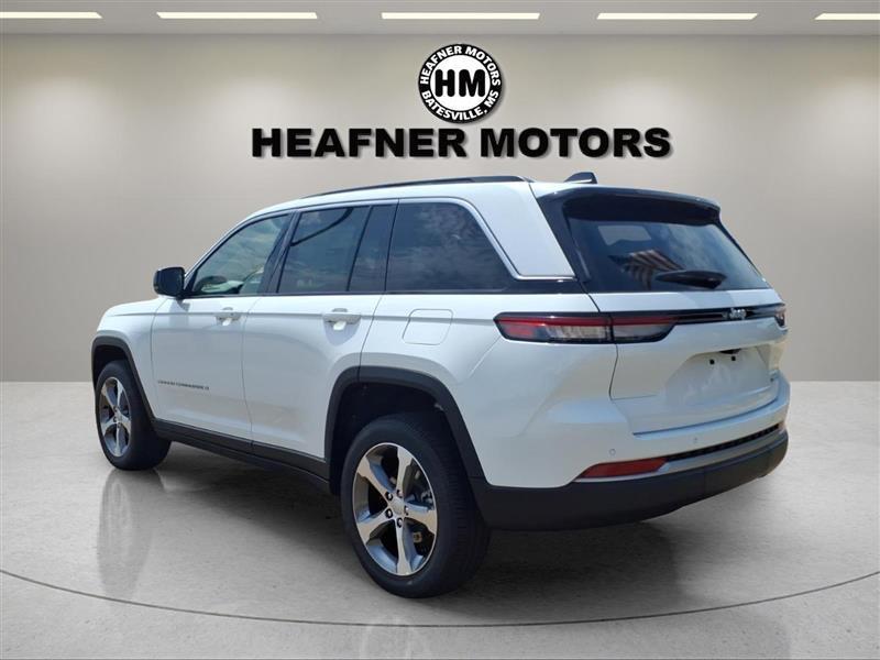 Jeep Grand Cherokee Limited 2WD 2026