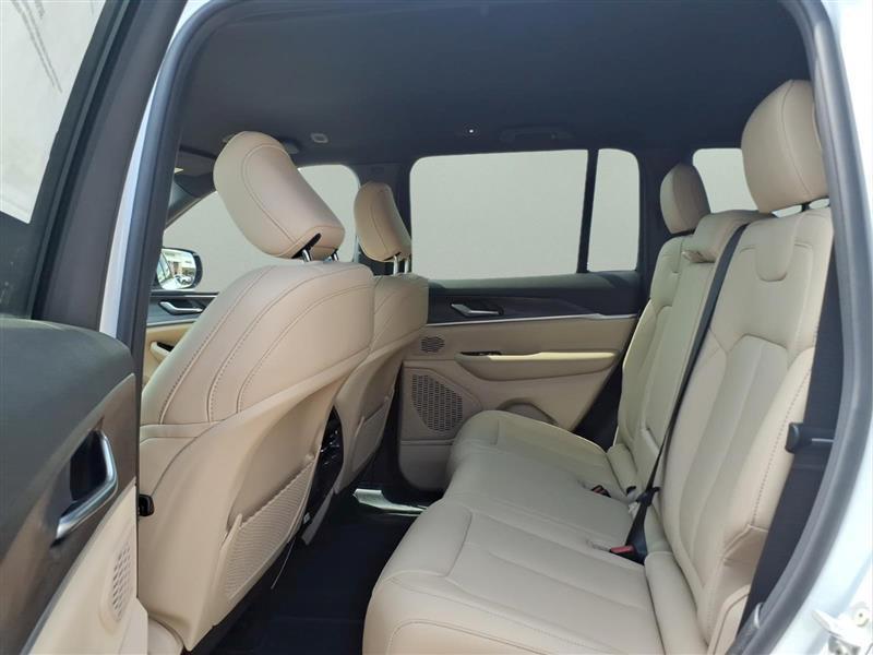 Jeep Grand Cherokee Limited 2WD 2026