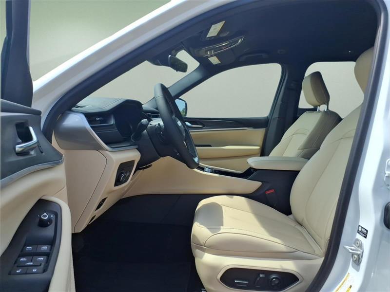 Jeep Grand Cherokee Limited 2WD 2026