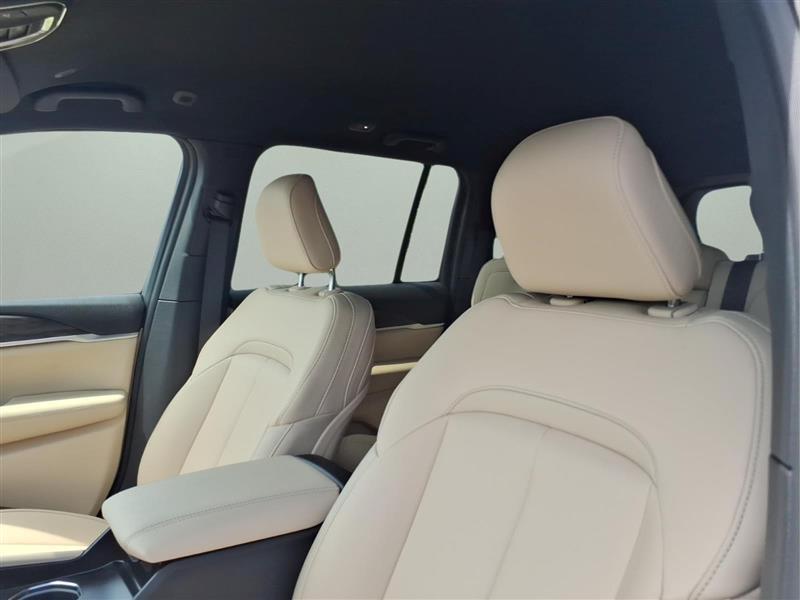 Jeep Grand Cherokee Limited 2WD 2026