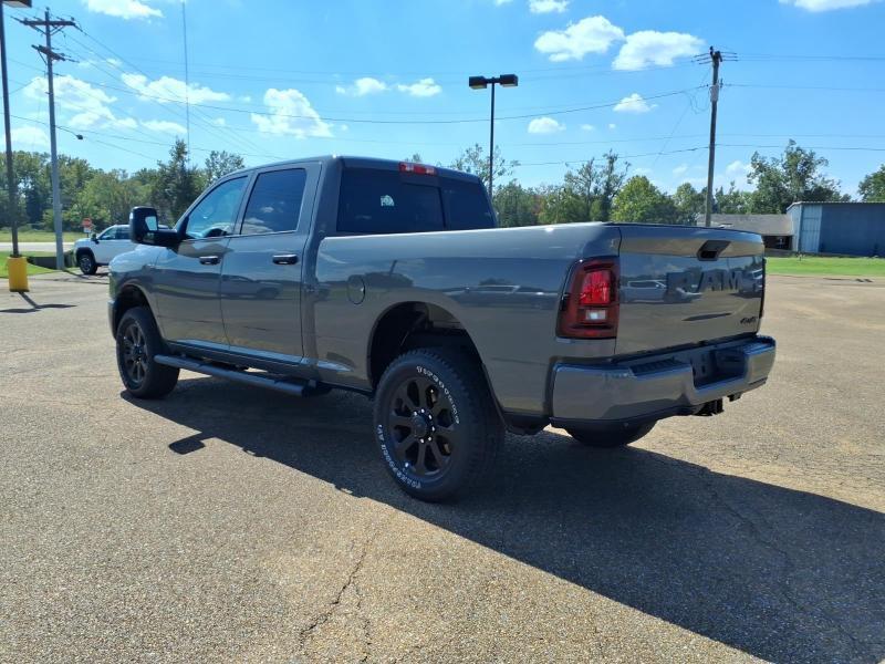 RAM 2500 Tradesman Crew Cab SWB 4WD 2027