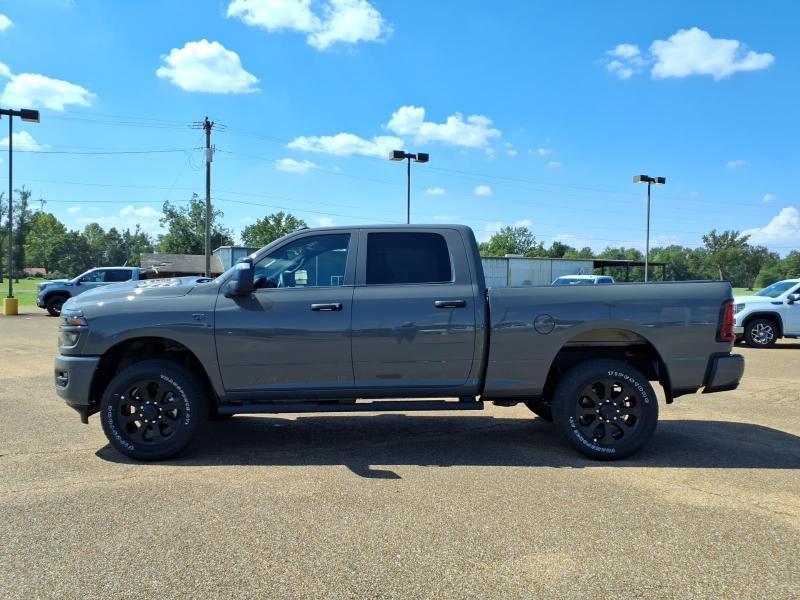 RAM 2500 Tradesman Crew Cab SWB 4WD 2027