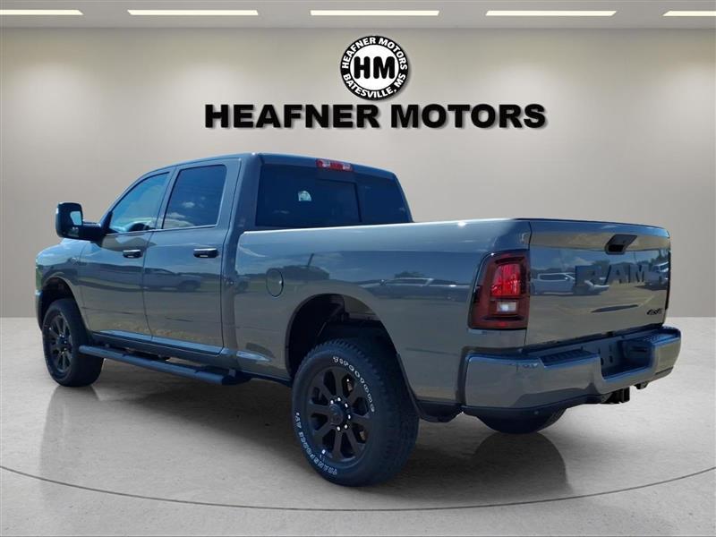 RAM 2500 Tradesman Crew Cab SWB 4WD 2027