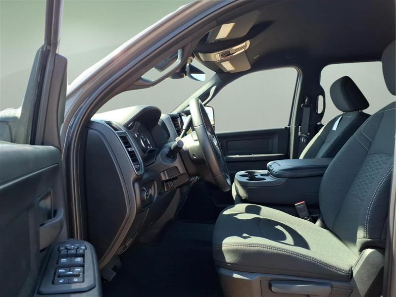 RAM 2500 Tradesman Crew Cab SWB 4WD 2027