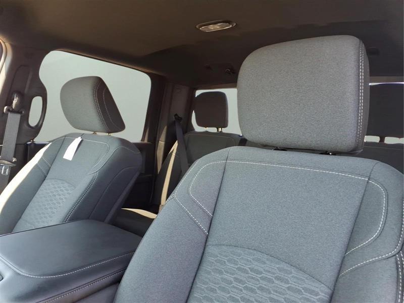 RAM 2500 Tradesman Crew Cab SWB 4WD 2027