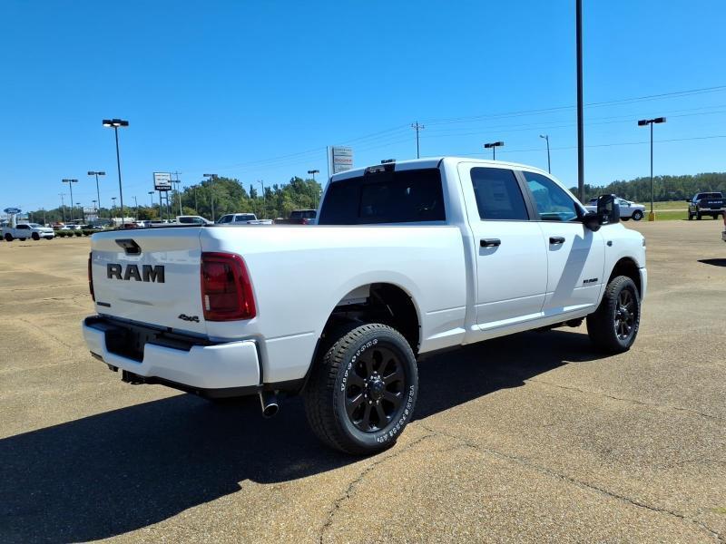 RAM 2500 Tradesman Crew Cab SWB 4WD 2027