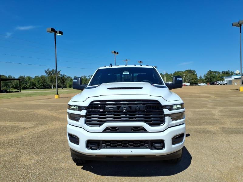 RAM 2500 Tradesman Crew Cab SWB 4WD 2027