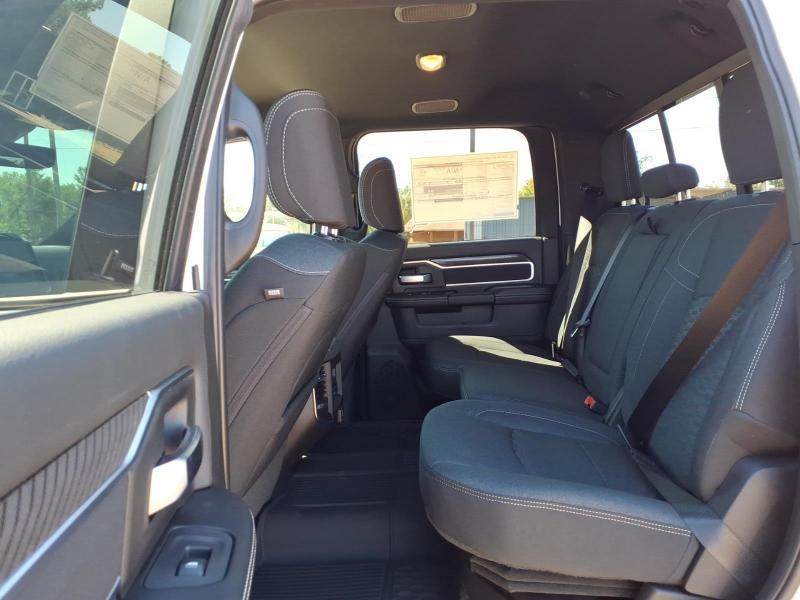 RAM 2500 Tradesman Crew Cab SWB 4WD 2027