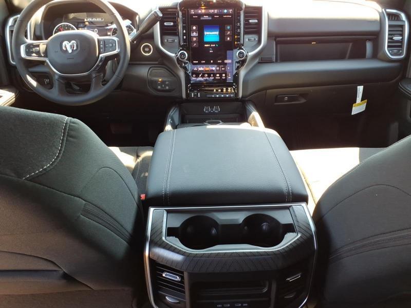 RAM 2500 Tradesman Crew Cab SWB 4WD 2027
