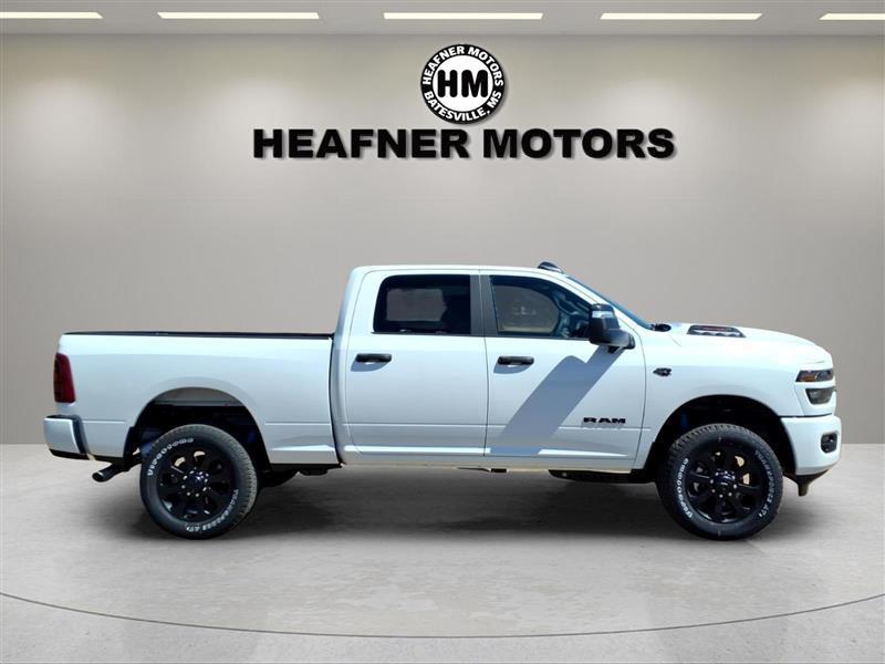 RAM 2500 Tradesman Crew Cab SWB 4WD 2027