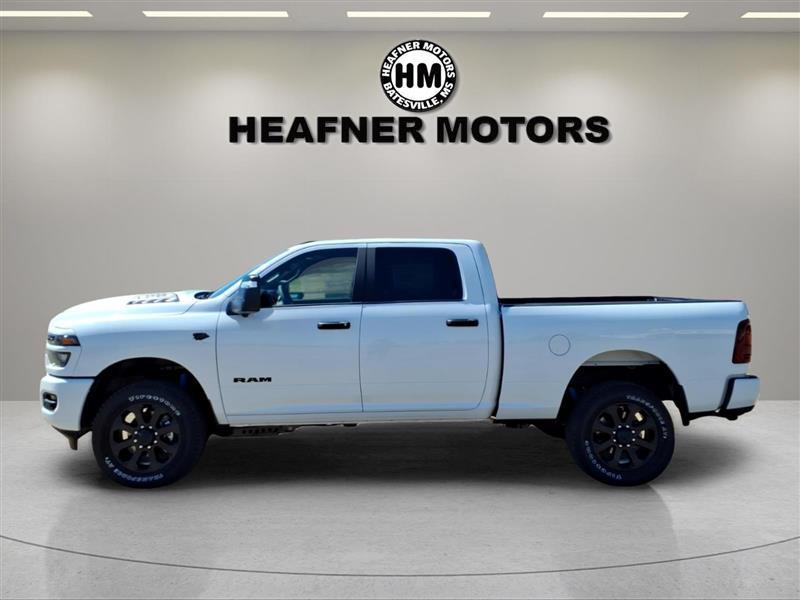 RAM 2500 Tradesman Crew Cab SWB 4WD 2027