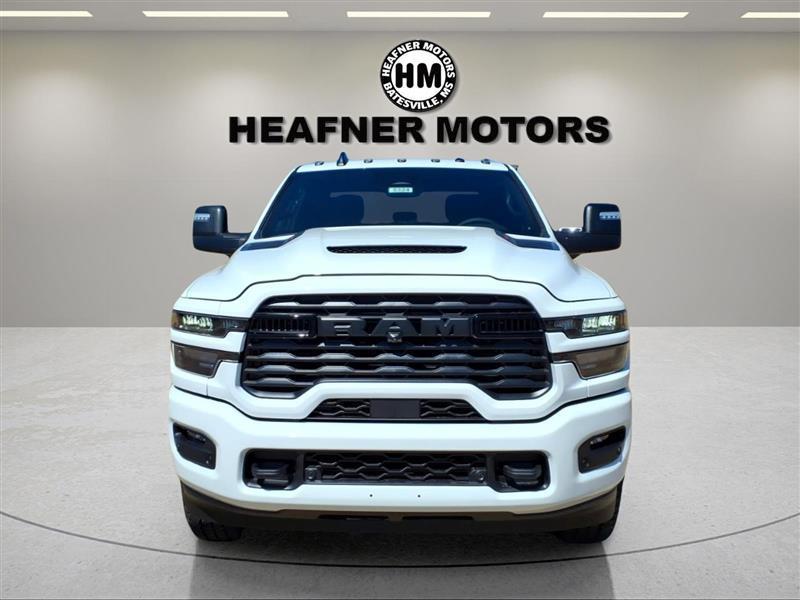 RAM 2500 Tradesman Crew Cab SWB 4WD 2027