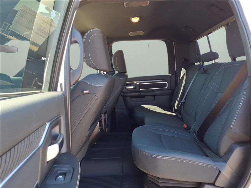 RAM 2500 Tradesman Crew Cab SWB 4WD 2027